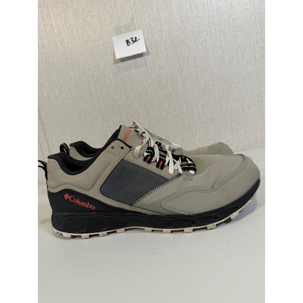 Columbia Men's Flow District Sneaker size 11